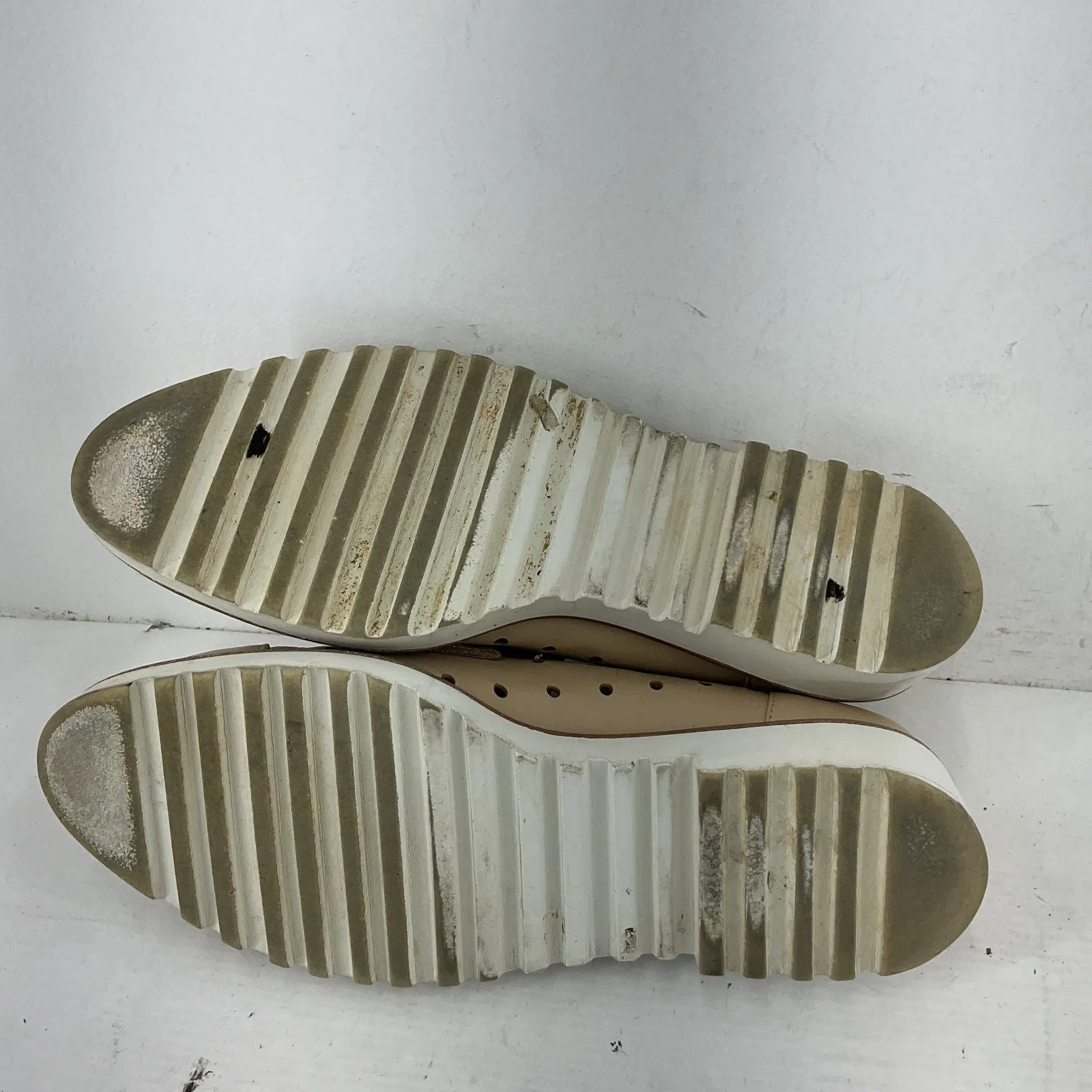 14th & Union Beige Perforated Casual Leather Flats, Women's Size 7 Preowned