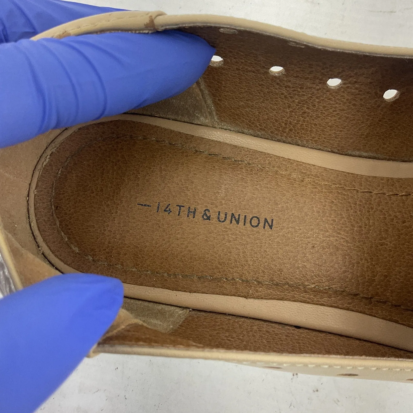 14th & Union Beige Perforated Casual Leather Flats, Women's Size 7 Preowned