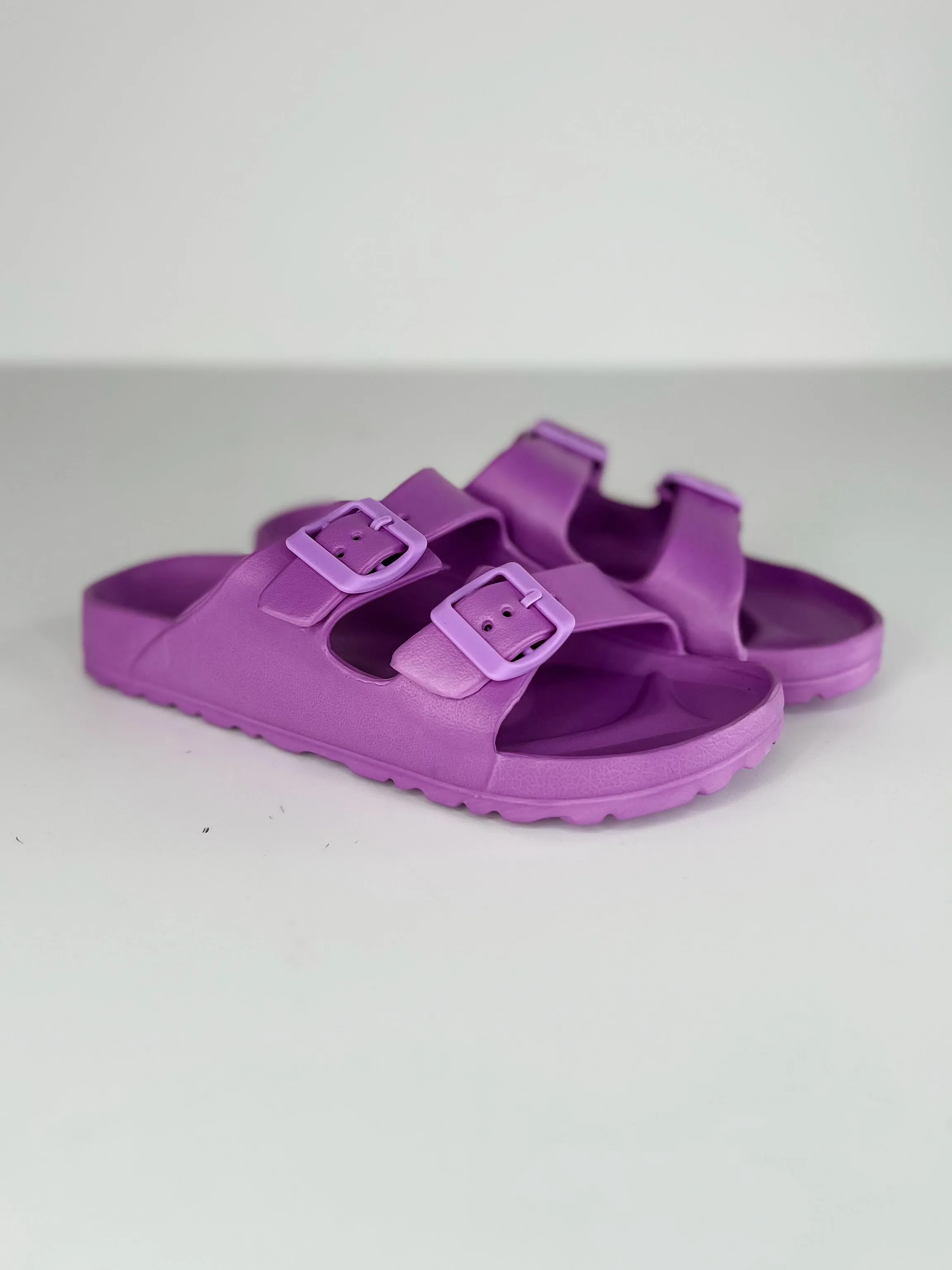 Beaching & Stuff Sandals - 4 colors!