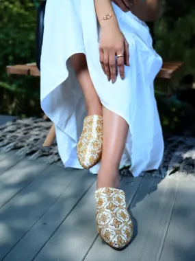 Famolare Golden Embroidery Flat Mules