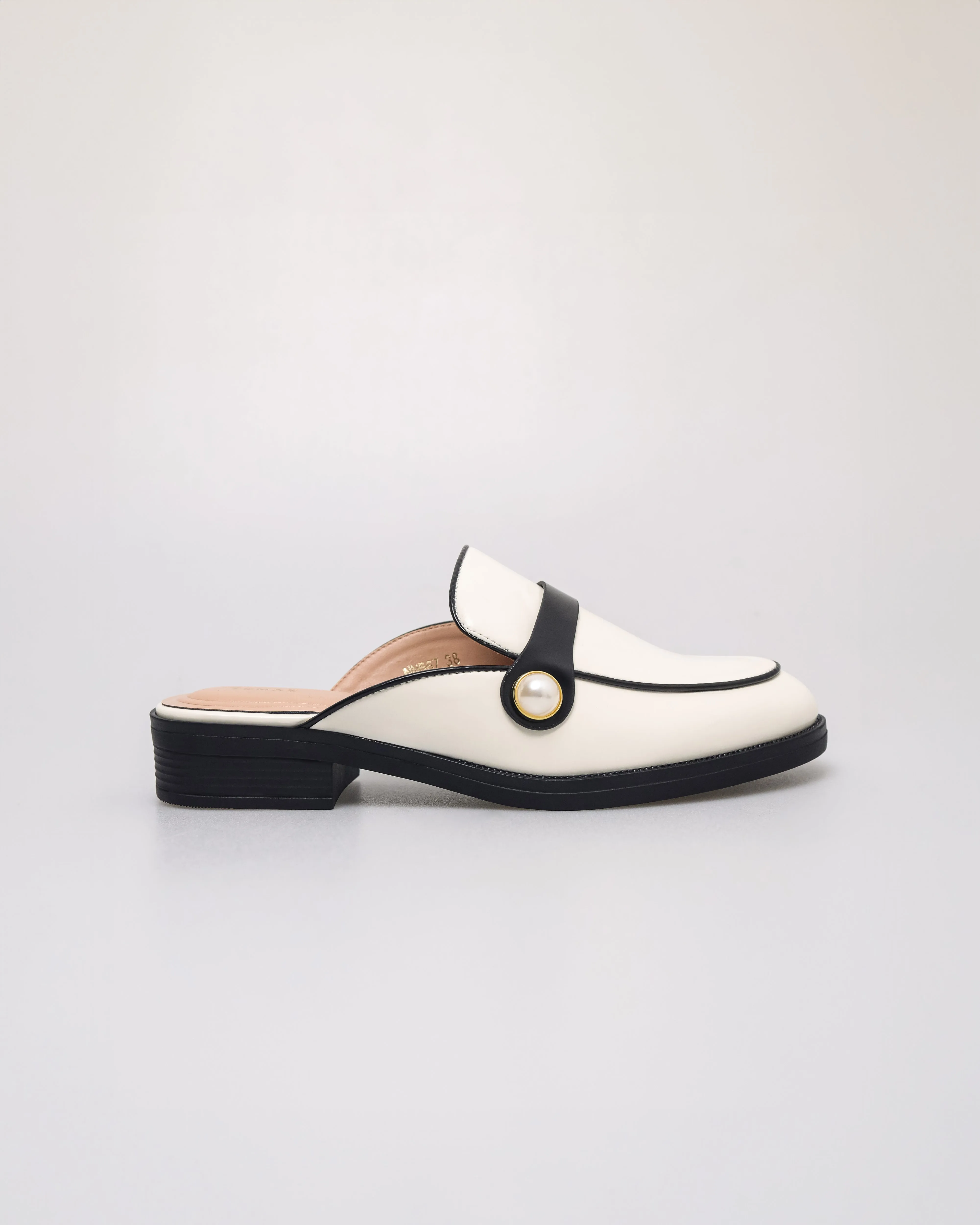 Tomaz NN567 Ladies Pearl Charm Mules