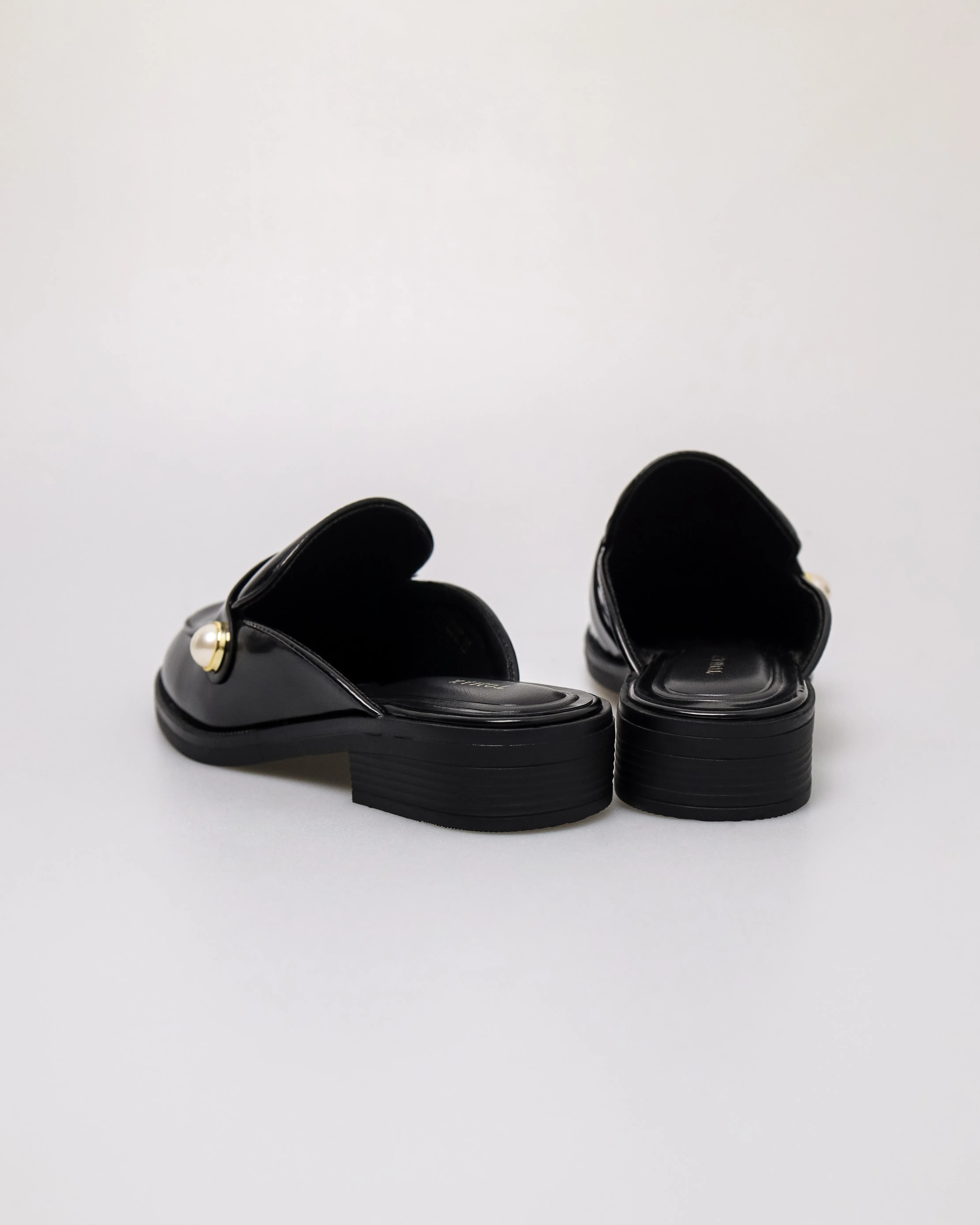 Tomaz NN567 Ladies Pearl Charm Mules