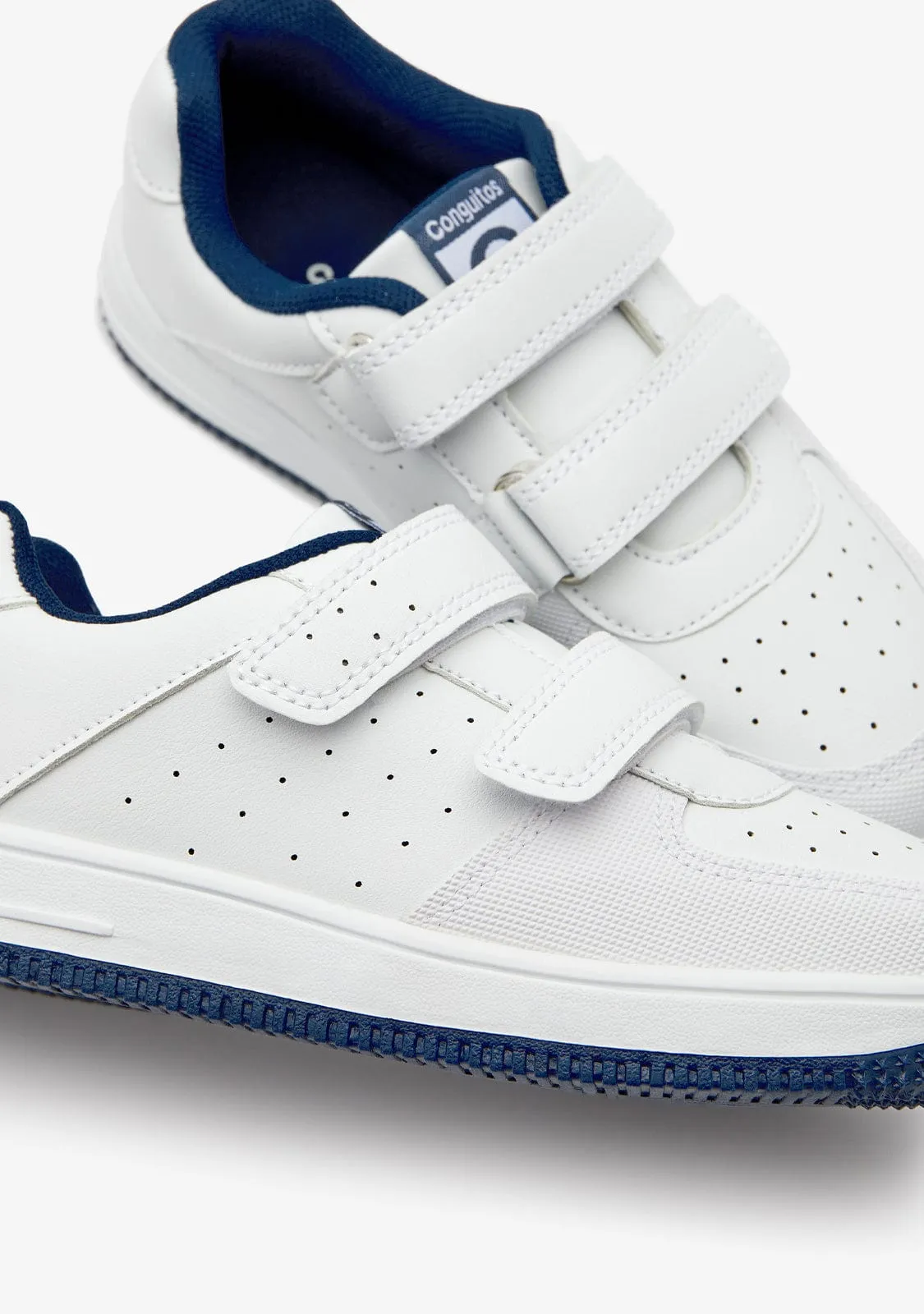 Unisex White / Navy Trainers