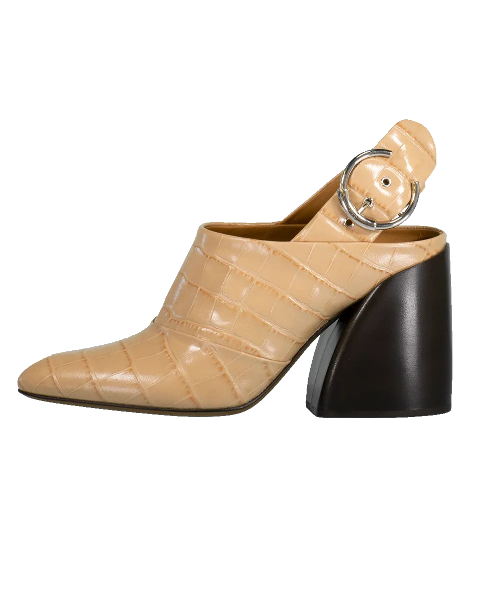 Wave Pointed Slingback
